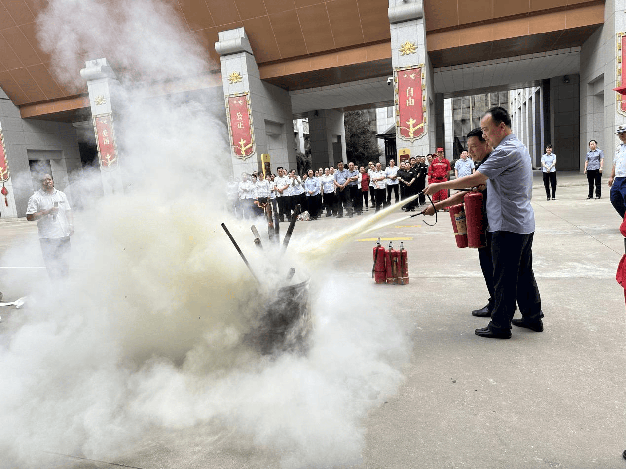 优酷视频：管家婆王中王开奖结果十记录香港-探寻千年蜀锦文化，卡萨帝空气养护洗引领科技洗护新风尚  第1张